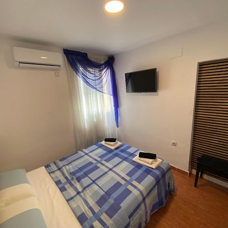 Habitaciones Con Bano Y Cocina Privada Valencia Exterior foto