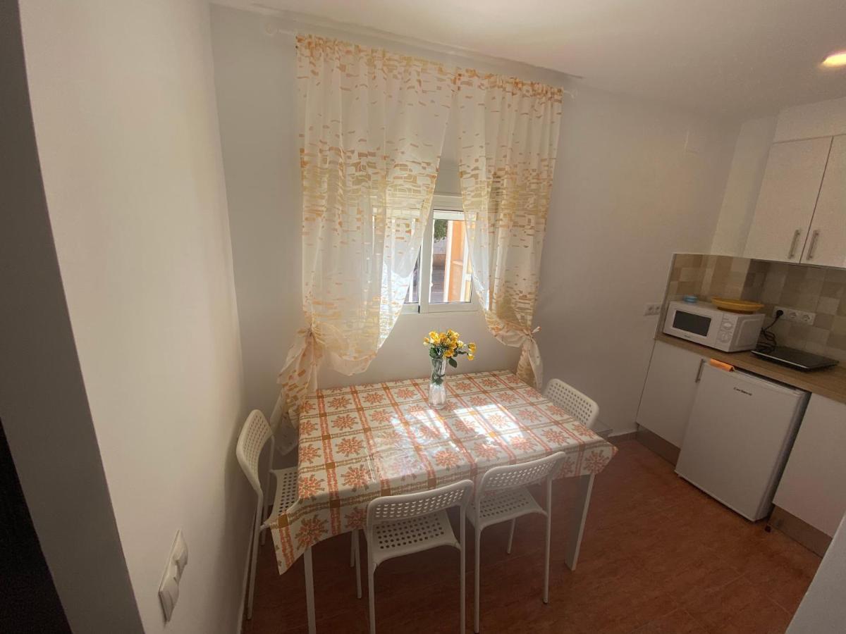 Habitaciones Con Bano Y Cocina Privada Valencia Exterior foto